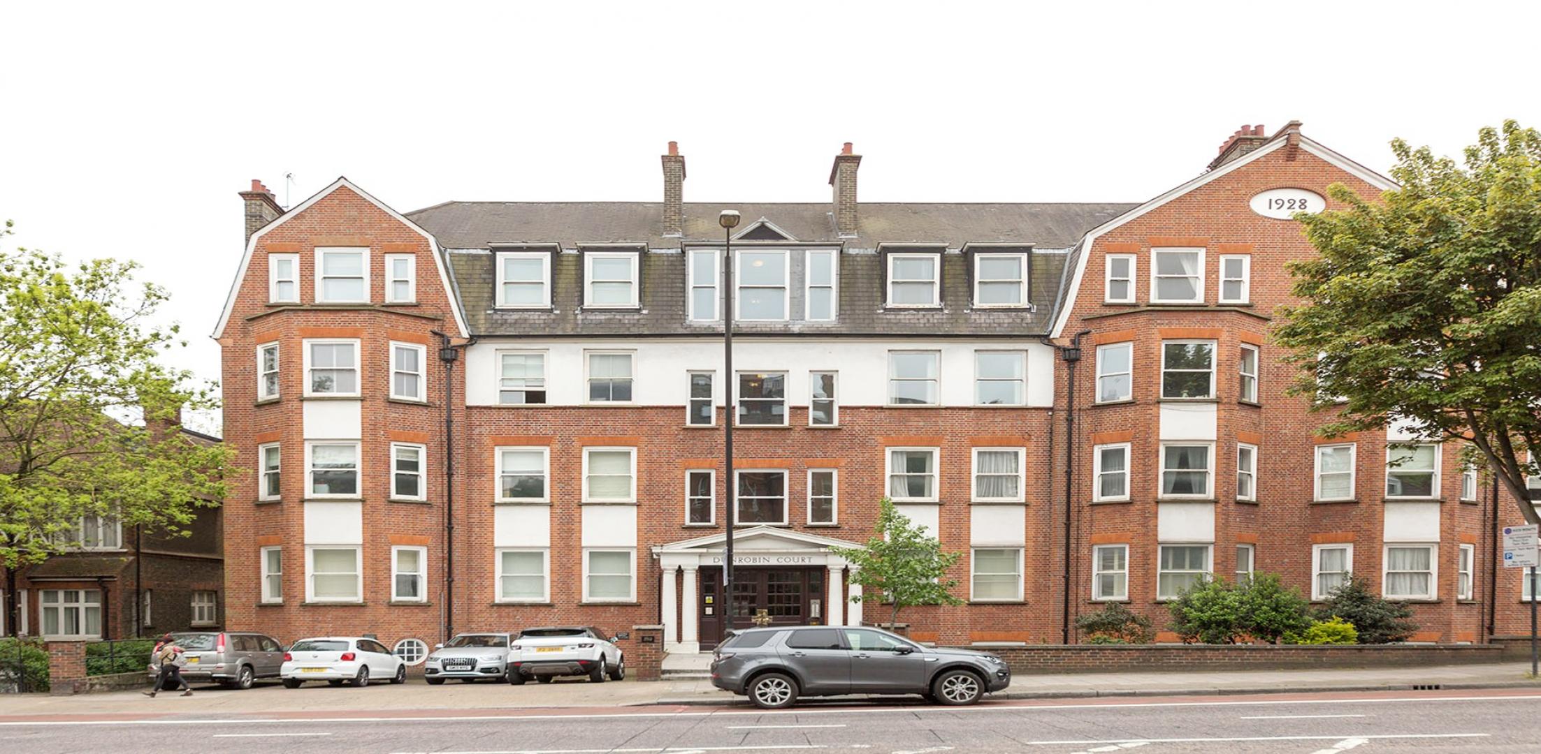 			NEW INSTRUCTION, 3 Bedroom, 1 bath, 1 reception Flat			 Finchley Road, FINCHLEY ROAD